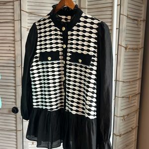 Black/white ruffled top gold buttons